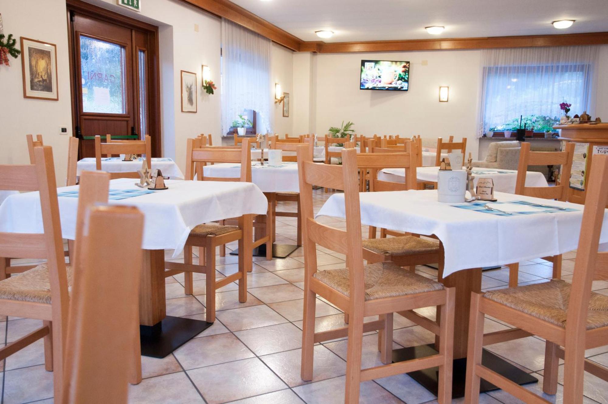 Bed and Breakfast Garni Mariolina Falcade Exterior foto